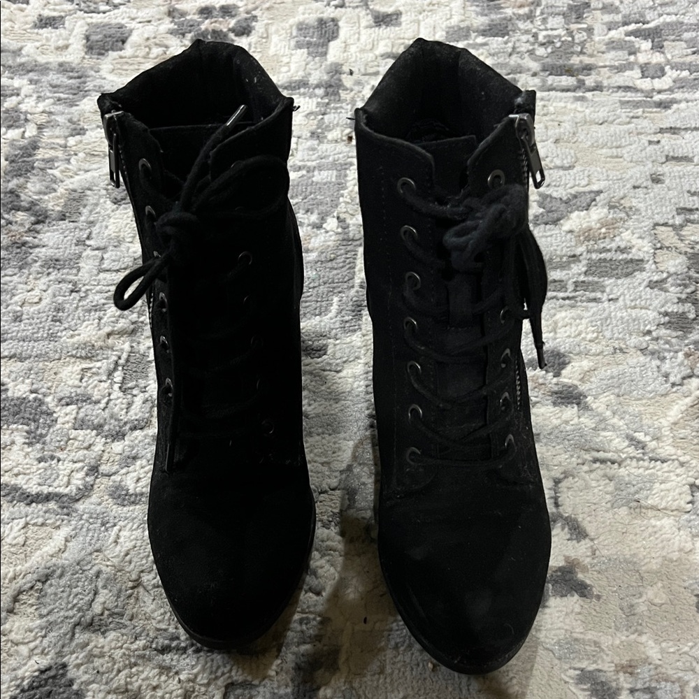 Stylish Black Women's Ankle Boots